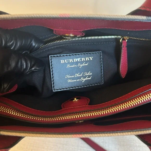Burberry Medium Red/Beige House Check Banner Bag - Picture 8 of 15